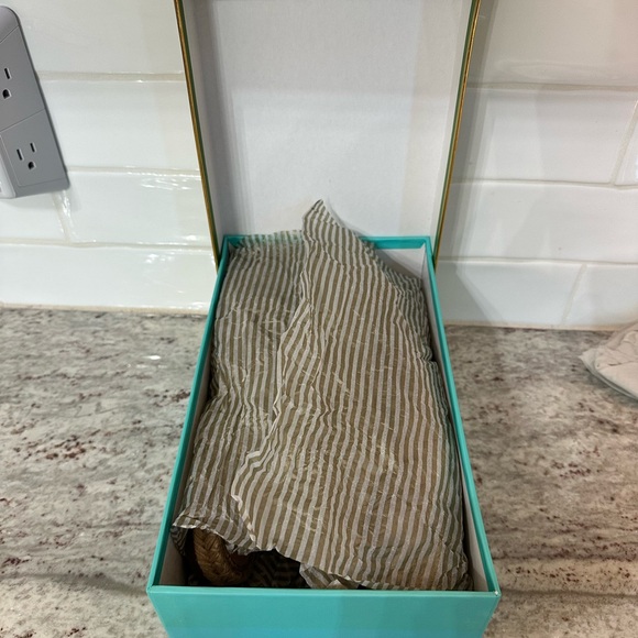 Kate Spade Laila Slip On Shoes Size 8.5 NWT - Picture 12 of 12